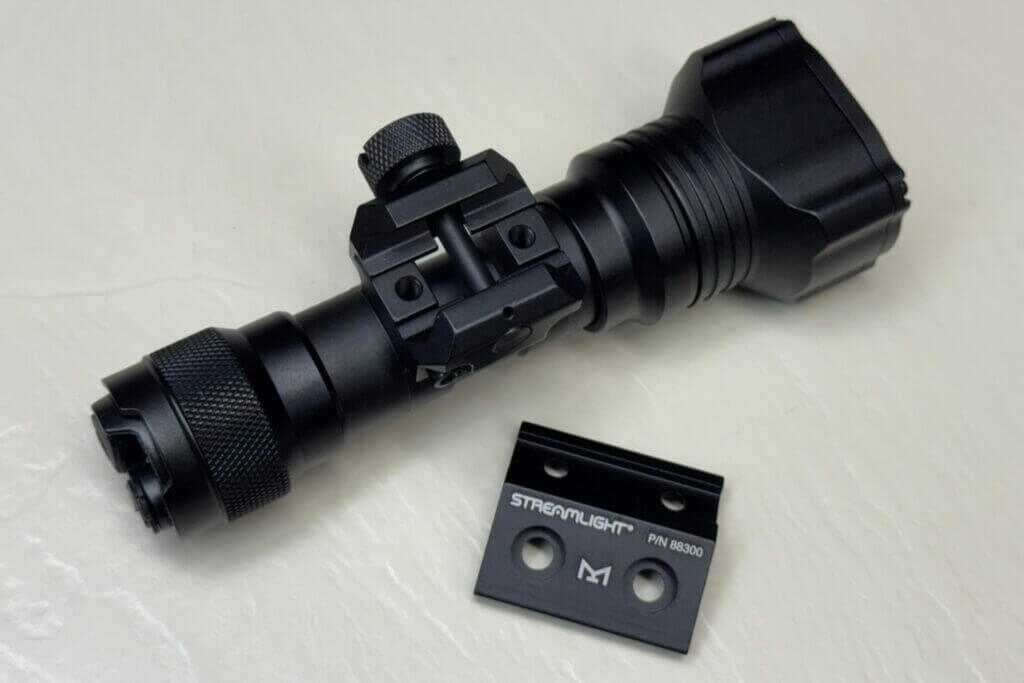 Streamlight VIR Pro Picatinny mount and offset M-LOK mount included with the rifle light