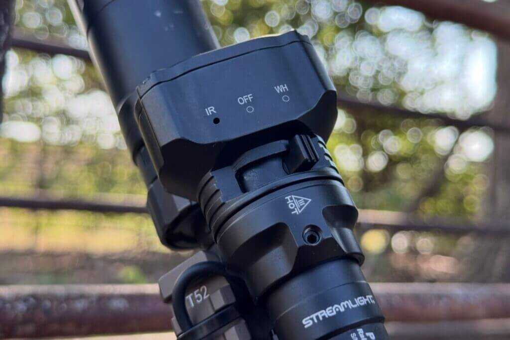 Streamlight VIR Pro three-position IR OFF white light selector and rotating head locking screw