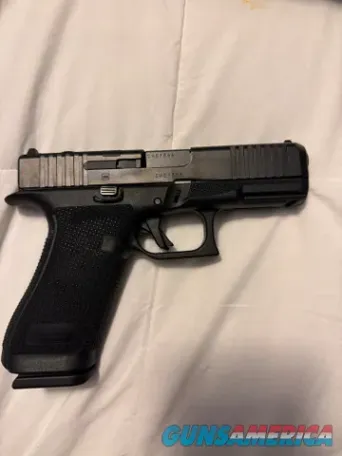 Glock 17 Gen5 9mm Full-Size Pistol
