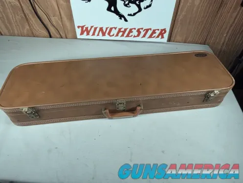 9441  Browning Hartmann shotgun case, wi...
