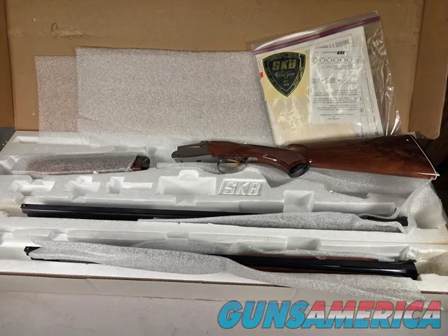 9215  SKB 605 Hunt Set 28 gauge With scr...