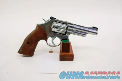 Smith and Wesson 617 Mountain Gun 22LR 4...