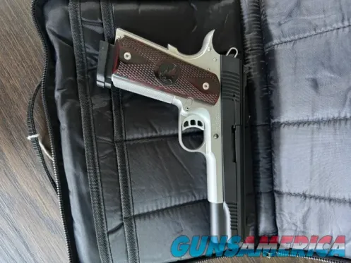 Nighthawk Custom Talon .45 ACP 1911 Pist...
