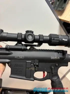Daniel Defense DD5 V4 7.62 NATO with SIG...