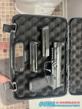 Wilson Combat WCP320 Full-Size 9mm