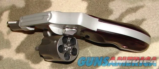 Smith & Wesson 642-2 