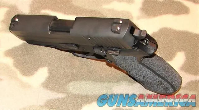 Sig Sauer P220