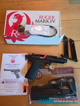 Ruger Mark IV 22/45 Tactical w/ box, mag...