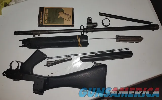FN FAL 7.62 NATO Parts Kit with Magpul G...
