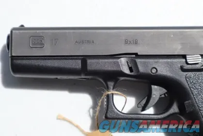 Glock 17 9x19 Full-Size 9mm Pistol