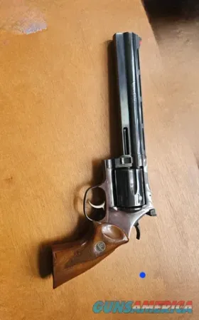 Dan Wesson SuperMag vent-rib revolver wi...