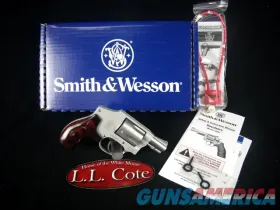 Smith & Wesson Model 642 LadySmith 3...