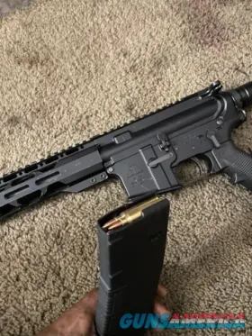 Daniel Defense DDM4 V7 5.56 NATO with M-...