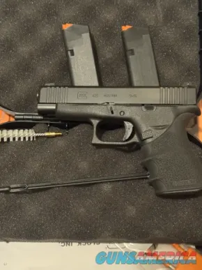 Glock 48 9mm Slimline with 2 mags and Ho...