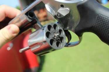 Return of the Revolver - S&W 686 Plus New Gun Review Smith 686