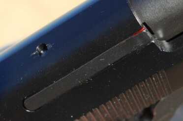 The loaded chamber indicator.