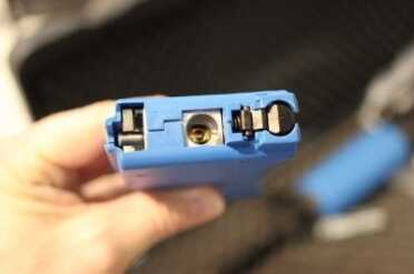 A look at the top of the magazine, where air and rounds enter the gun.