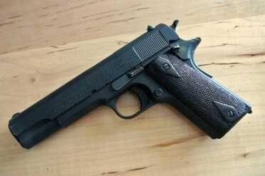 Shooting History: 1913 Production Colt 1911 - Old Gun Review The review gun that was made in 1913.