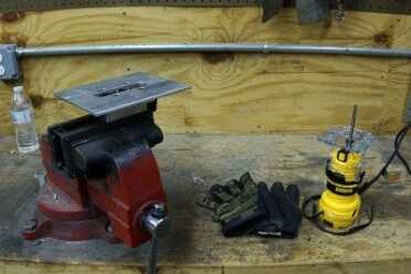 When set up in a vise, with the jig, routing is very easy.