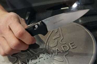 I'm a big fan of the drop-point style blade. 