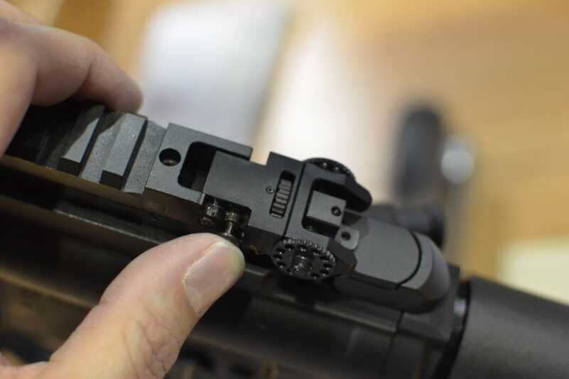 Forward Charging AR w/Flush Integral Sights - Rock River Arms IRS 2 - SHOT Show 2016 Rock River SHOT Show 8