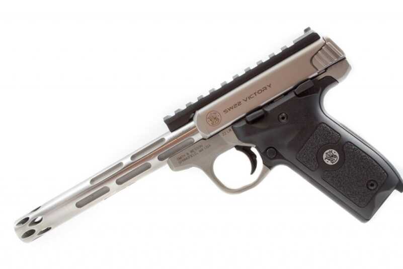 Here, I've got the Volquartsen fluted barrel installed with the rail segment up top.