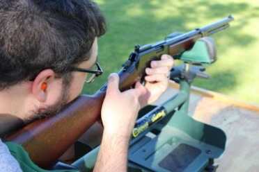 The .22 Magnum round offers much more range than the .22 long rifle. 
