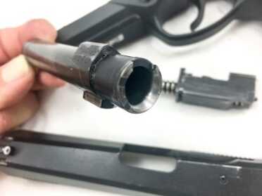 Beretta .40 PX4 Storm Pistol - A Closer Look - Range Report One of the benefits of the rotary action is that cartridges feed almost straight in. Note the small feed ramp.