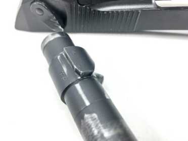 Beretta .40 PX4 Storm Pistol - A Closer Look - Range Report The lugs on the barrel engage with the ejection port and ridge inside the slide. The barrel rotates to unlock from those points on the slide.