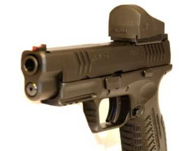 The Vortex Venom that came with the XD(M) OSP tested had a nice rubber cover to protect it between uses.