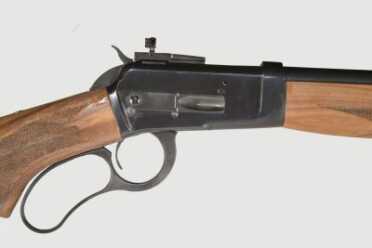 The classic lines of the Model 89 receiver and curved lever should appeal to traditional lever-action fans.