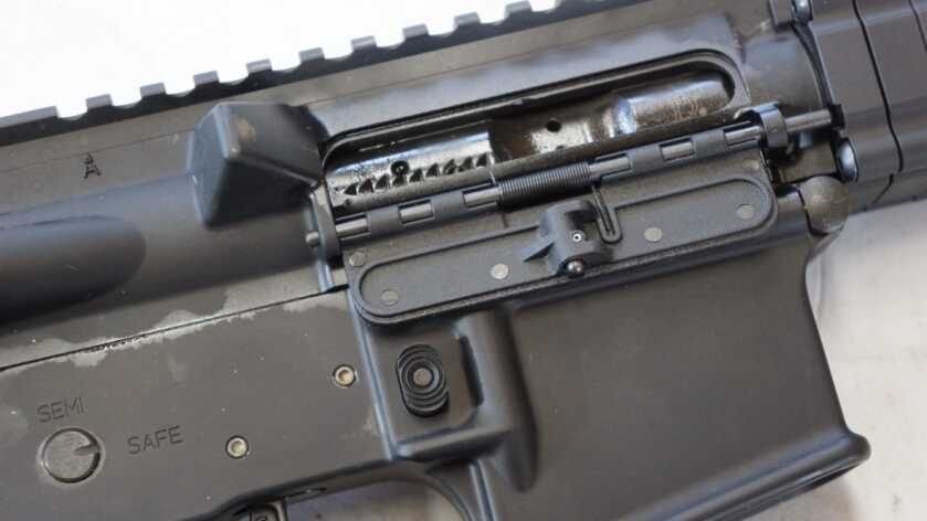 Daniel Defense M4V7 Pro polymer dust cover designed to keep debris out during dusty 3-Gun stages