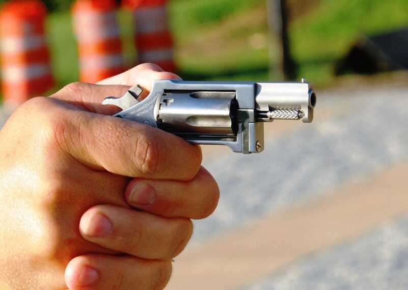 The Sidewinder in .22 Magnum gives you a peppy little defender with small enough dimensions and light enough weight to ensure that you can always have it on you.