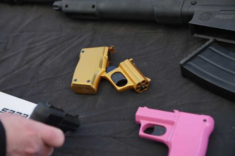 A Six Barrel, Twin-Shot Carry Gun? The Standard MFG S333 Volleyfire—SHOT Show 2017 A Six Barrel, Twin-Shot Carry Gun? The Standard MFG S333 Volleyfire—SHOT Show 2017