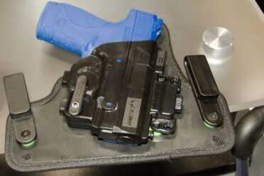 Sneak Peek: Alien Gear ShapeShift Modular Holster System – SHOT Show 2017