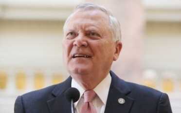 Georgia Gov. Nathan Deal Signs Campus Carry Bill Into Law Georgia Gov. Nathan Deal Signs Campus Carry Bill Into Law