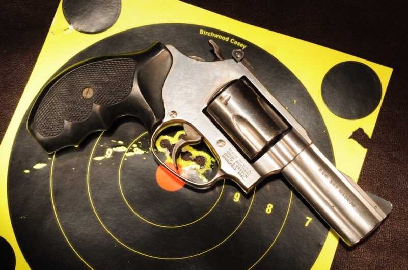 Wheelgun vs. Semiauto — Which is the Best for CCW Wheelgun vs. Semiauto — Which is the Best for CCW