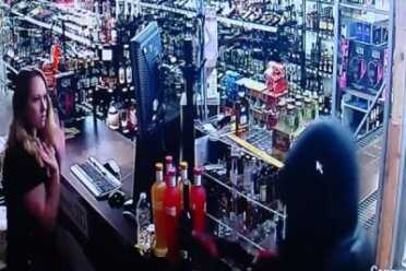 INSANE Surveillance Video Shows Mother, Daughter in Shootout W/ Shotgun-Wielding Thug INSANE Surveillance Video Shows Mother, Daughter in Shootout W/ Shotgun-Wielding Thug