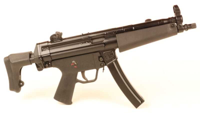 The HK MP5 vs. the Walther MPL - Alternative History The HK MP5 vs. the Walther MPL - Alternative History