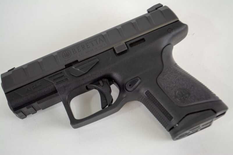 Field Test: Beretta’s APX Full Size and Compact The new Beretta APX Compact chambered in 9mm.