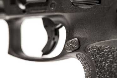 H&K Goes West with American-Style Push-Button VP9 Pistol H&K Goes West with American-Style Push-Button VP9 Pistol