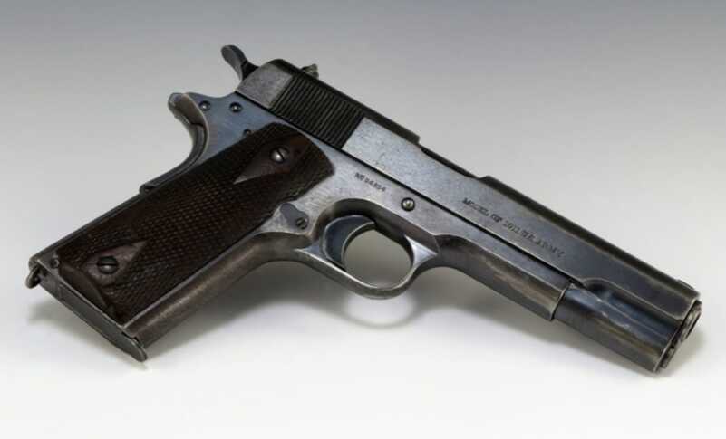 Squeaky Fromme and Her 1911 Pistol: A Whole Lot of Crazy in One Tiny Package Squeaky Fromme and Her 1911 Pistol: A Whole Lot of Crazy in One Tiny Package