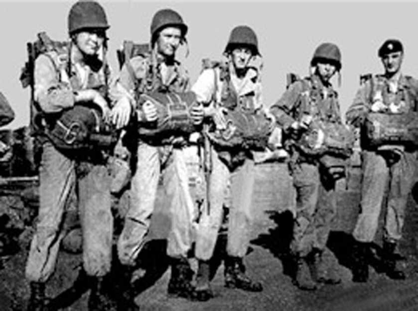 World War 2 airborne volunteers earned extra jump pay for paratrooper service