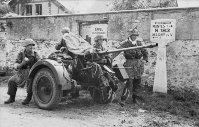German 20mm flak guns threatened airborne troops during Operation Market Garden