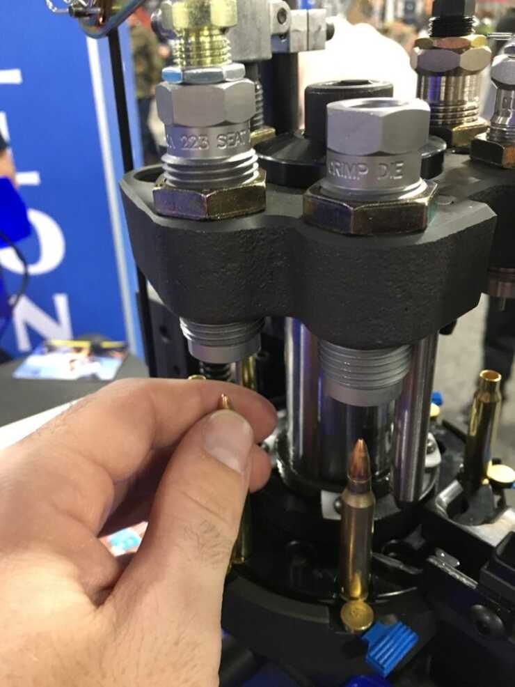Dillon's New Progressive - RL1100 - SHOT Show 2019 Dillon's New Progressive - RL1100 - SHOT Show 2019