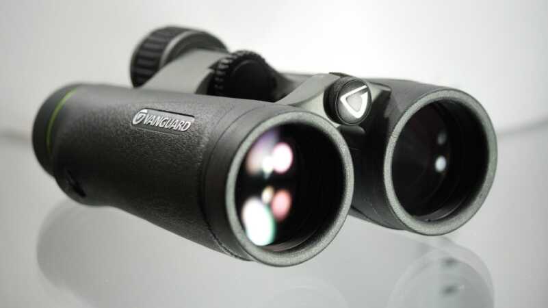 Vanguard's Endeavor IV Binos Are Incredibly Sharp - SHOT Show 2019 Vanguard's Endeavor IV Binos Are Incredibly Sharp - SHOT Show 2019