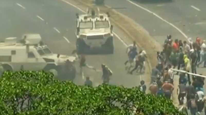 Disarmed Venezuelans Lose Momentum After Days of Conflict Disarmed Venezuelans Lose Momentum After Days of Conflict