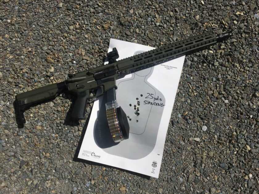 Big Bore, Low Recoil: CMMG's Resolute 300 Series Carbine in .40 S&W Big Bore, Low Recoil: CMMG's Resolute 300 Series Carbine in .40 S&W