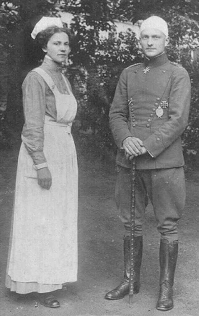 The Death of a Legend: Baron Manfred von Richthofen & the Vickers that may have killed him. The Death of a Legend: Baron Manfred von Richthofen & the Vickers that may have killed him.