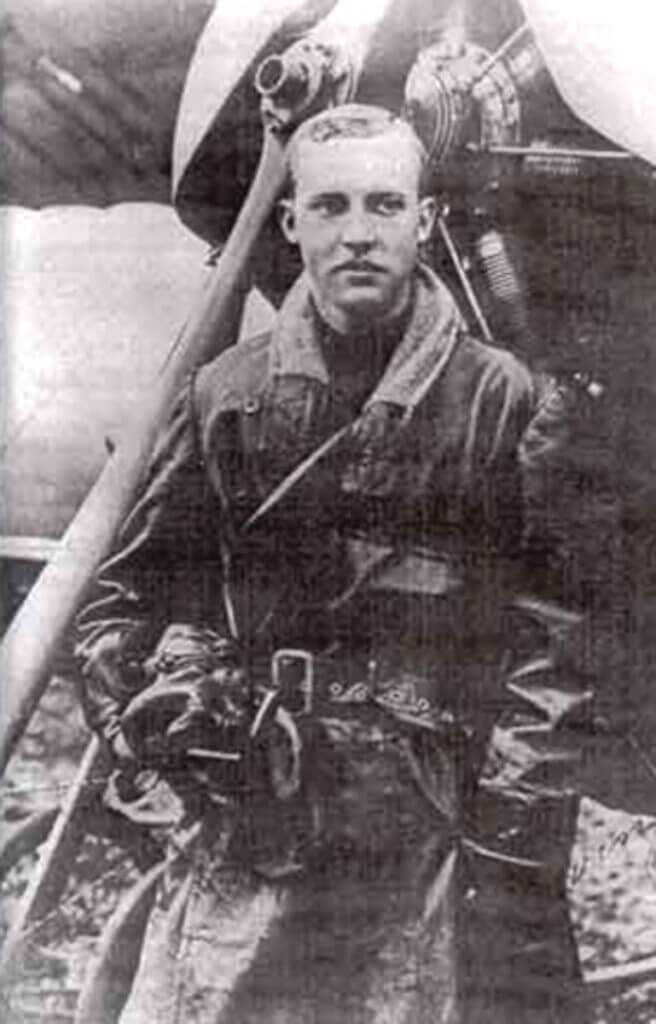 The Death of a Legend: Baron Manfred von Richthofen & the Vickers that may have killed him. The Death of a Legend: Baron Manfred von Richthofen & the Vickers that may have killed him.